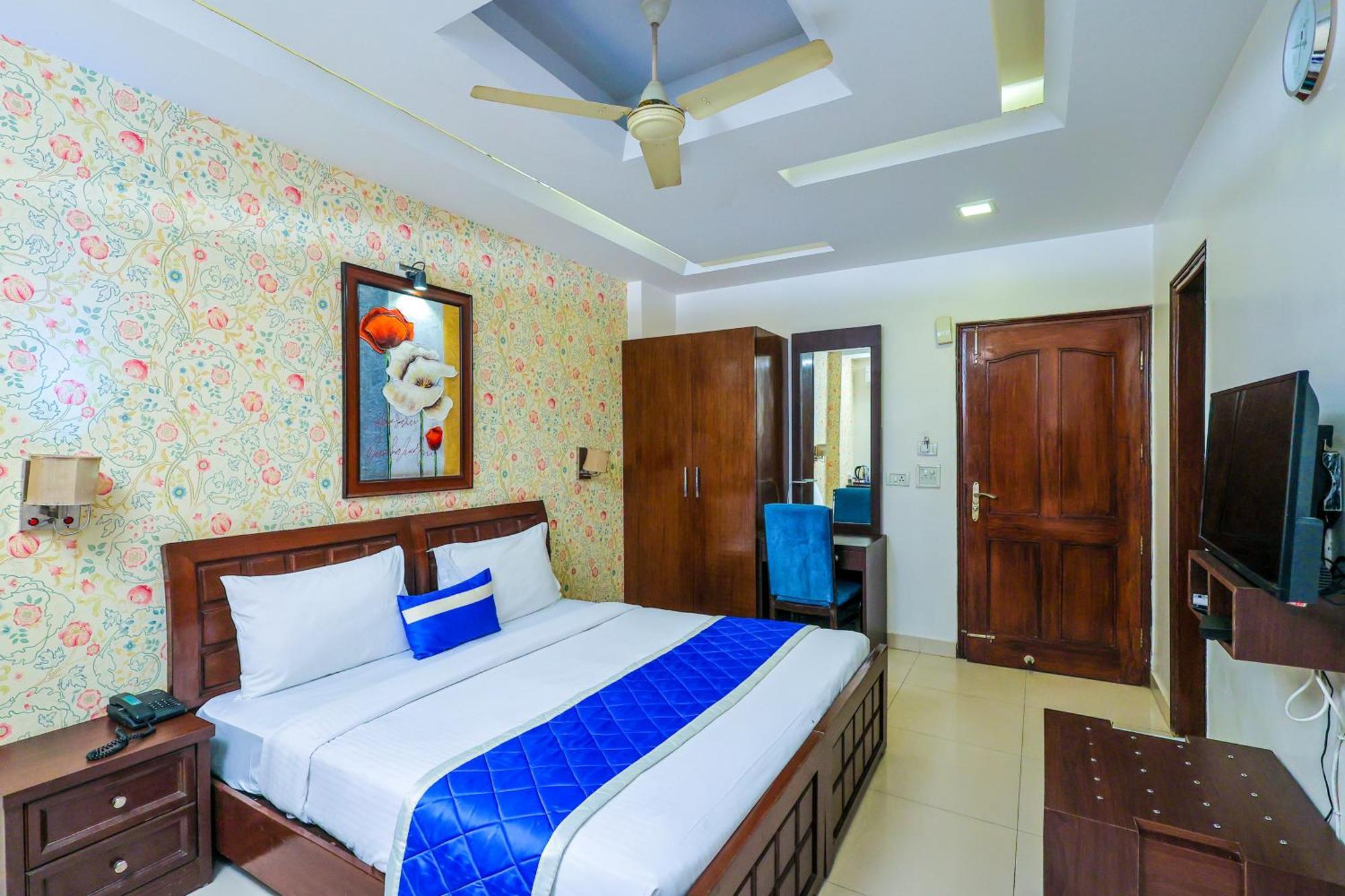 Nikko Blue - Boutique Hotel Gurgaon Exterior foto