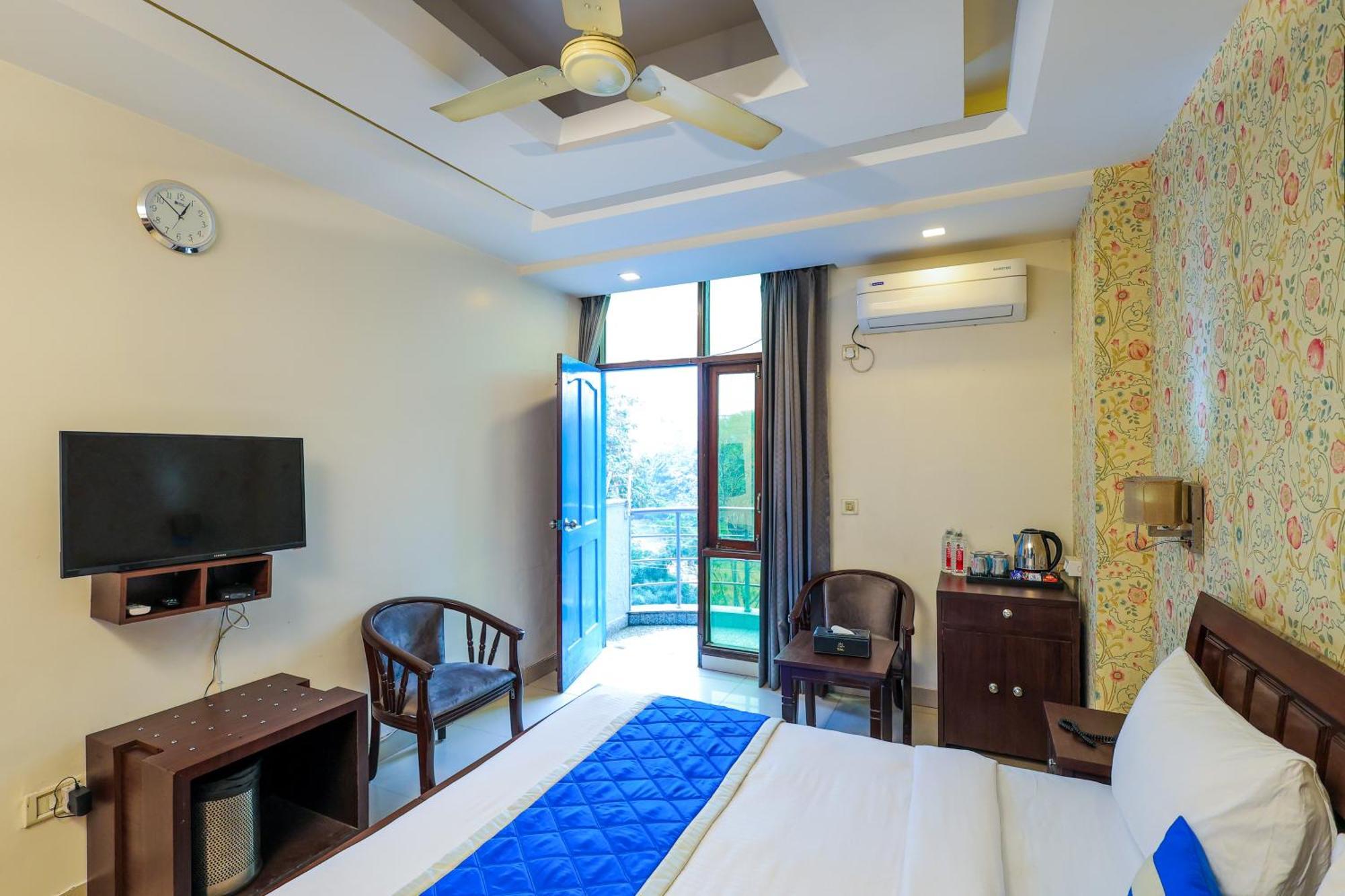 Nikko Blue - Boutique Hotel Gurgaon Exterior foto
